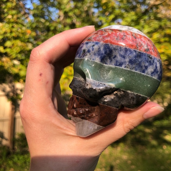 Chakra healing crystal skull - Picture 4 of 8